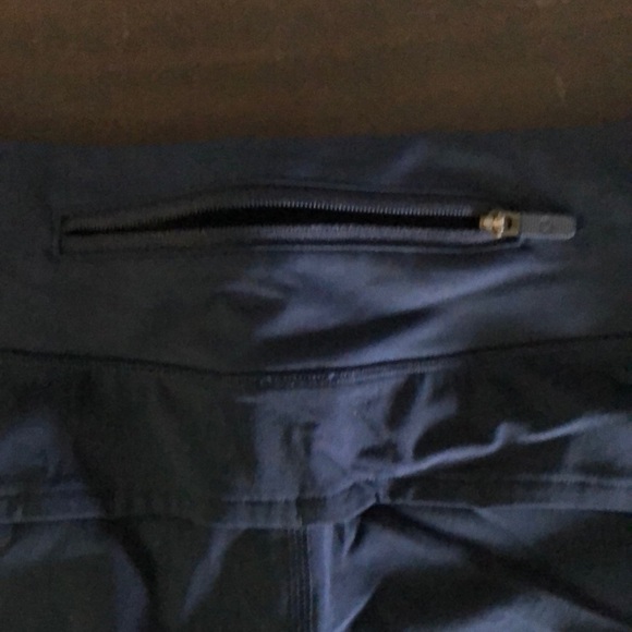 Lululemon Women’s Speed Up Low Rise Shorts 2.5 Lined - Picture 8 of 8